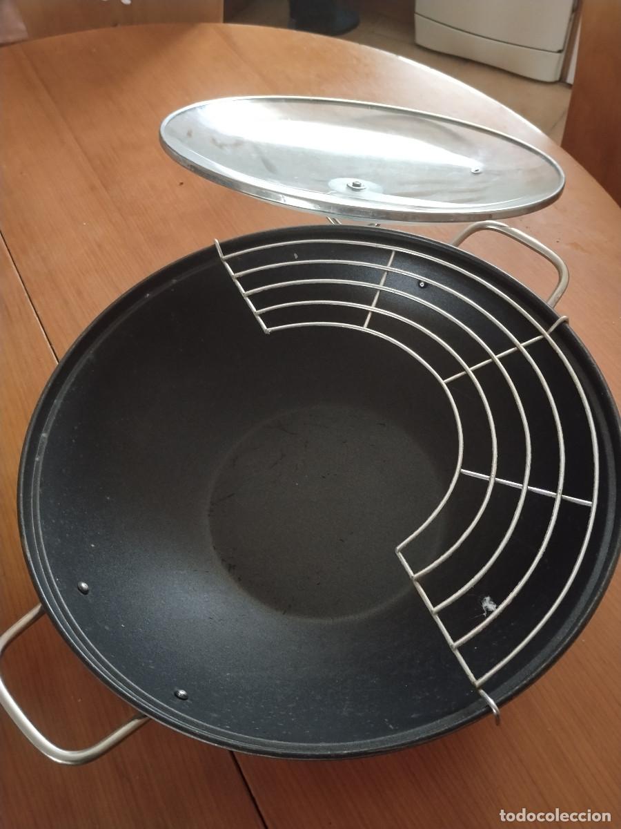 Segunda Mano: Wok de acero al carbono con tapa y rejilla &ndash; Muy buen estado