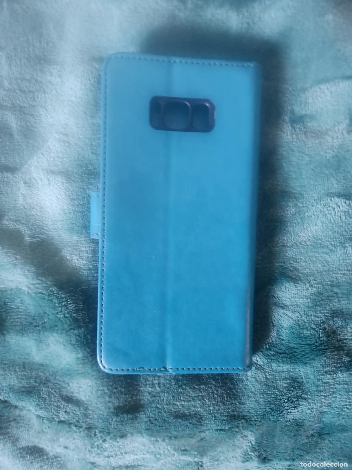 Segunda mano: Funda azul para Samsung 8+ - Foto 3