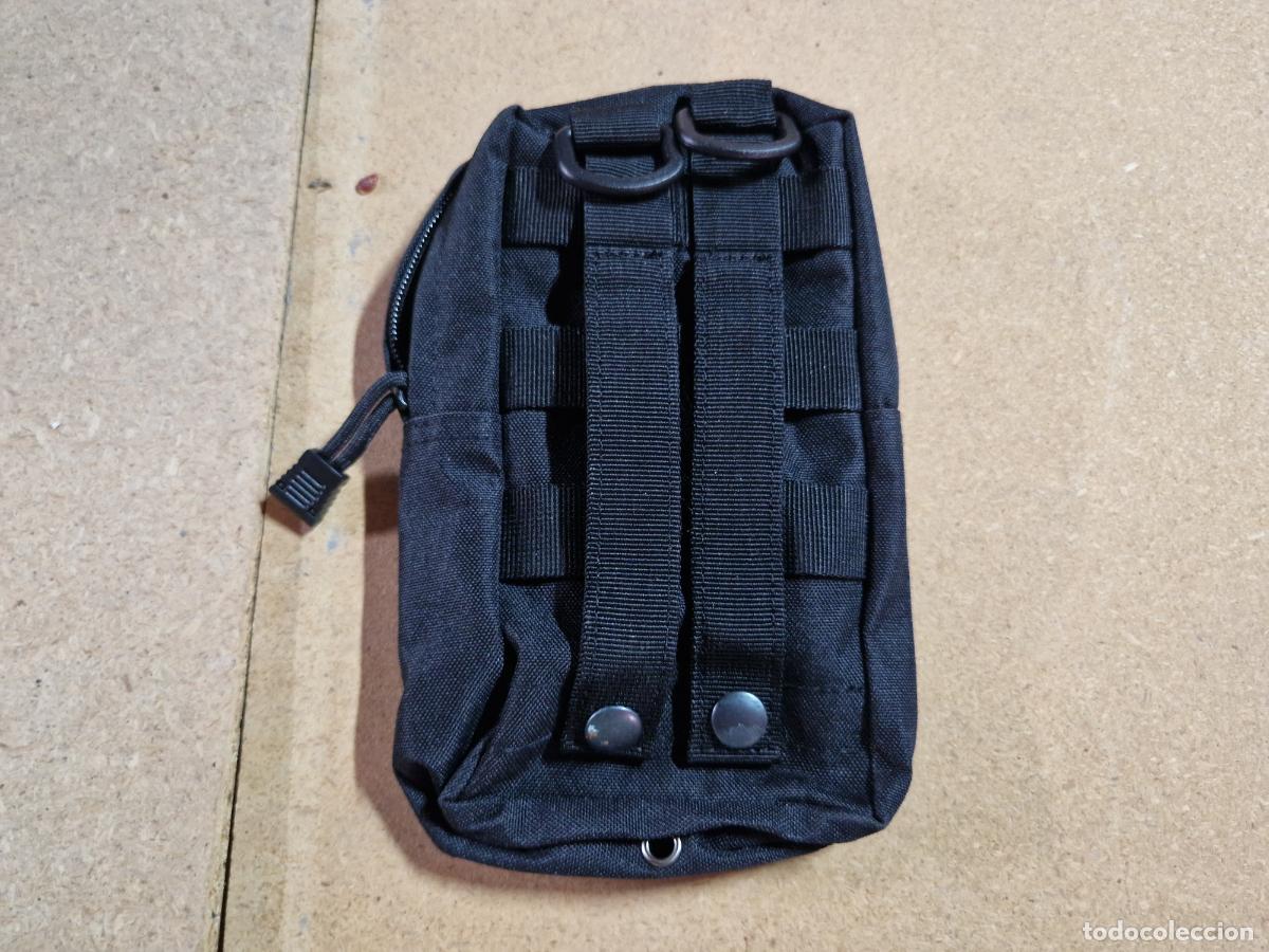 Segunda mano: BONITO BOLSO ESTILO NECESER COLOR NEGRO - Foto 3