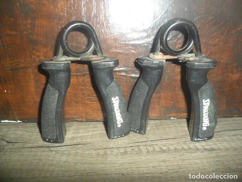 Segunda Mano: 586- Lote de dos Ejercitadores de manos - hand trip - spalding