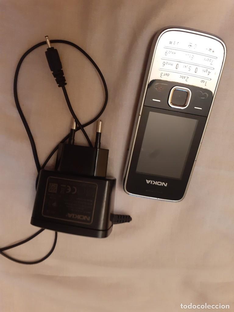 Segunda mano: NOKIA CLASSIC 2730 - MODELO 2009 - Foto 2