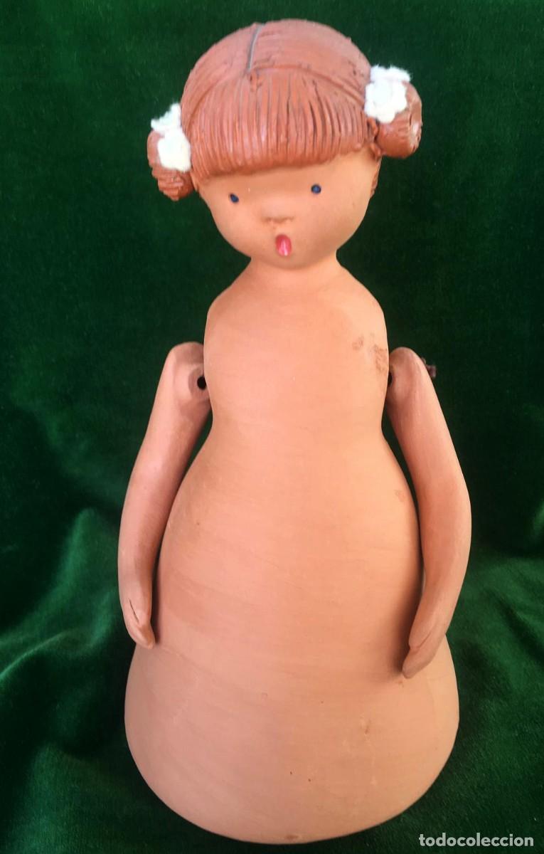 Segunda mano: Mu&ntilde;eca de terracota o barro cocido - Foto 3