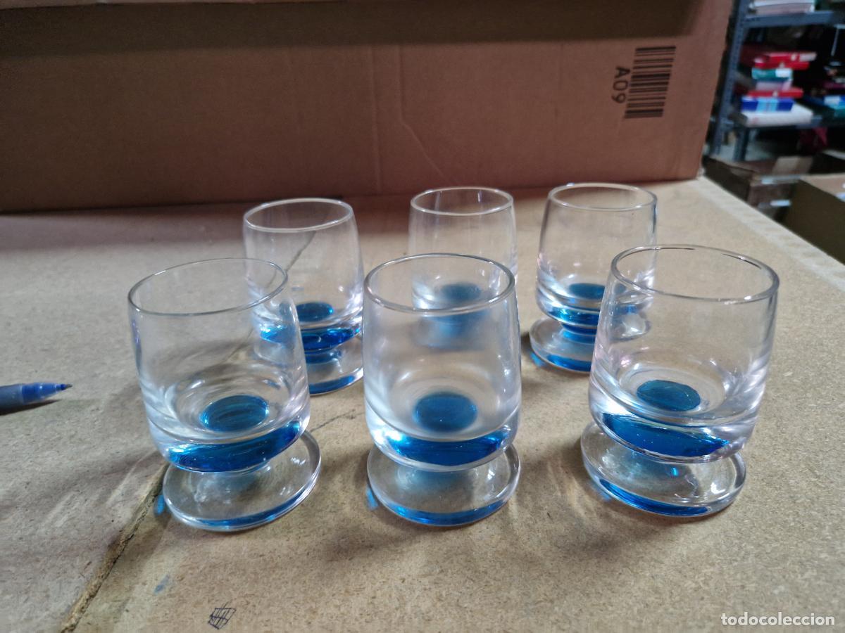 Segunda Mano: 6 BONITAS COPAS DE SHOT. MEDIDA 5*5CM
