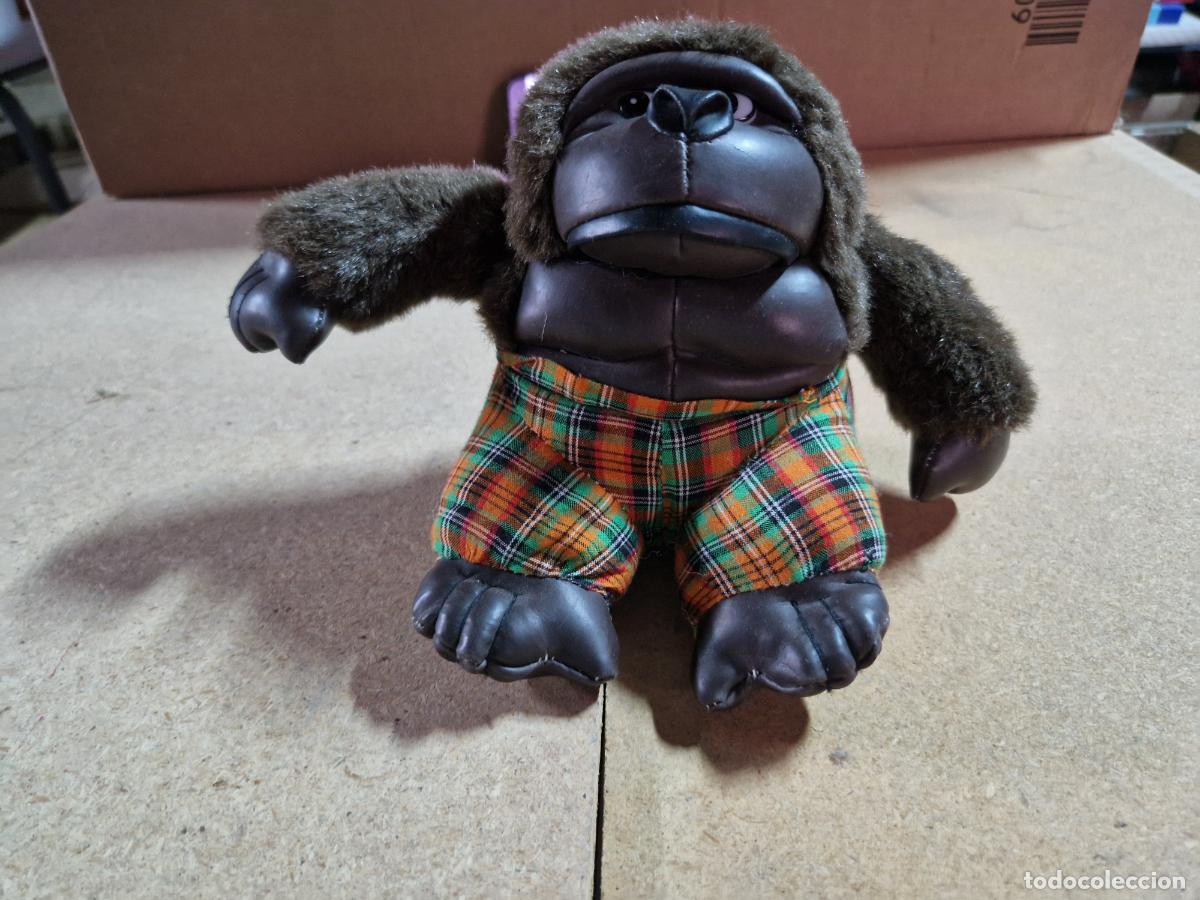 Segunda Mano: BONITO PELUCHE DE GORILA.