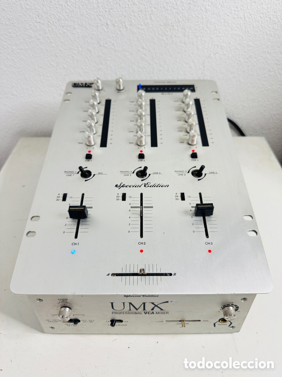 Segunda mano: mesa de mezclas DJ Gemini UMX Special Edition Incompleta Funciona - Foto 2