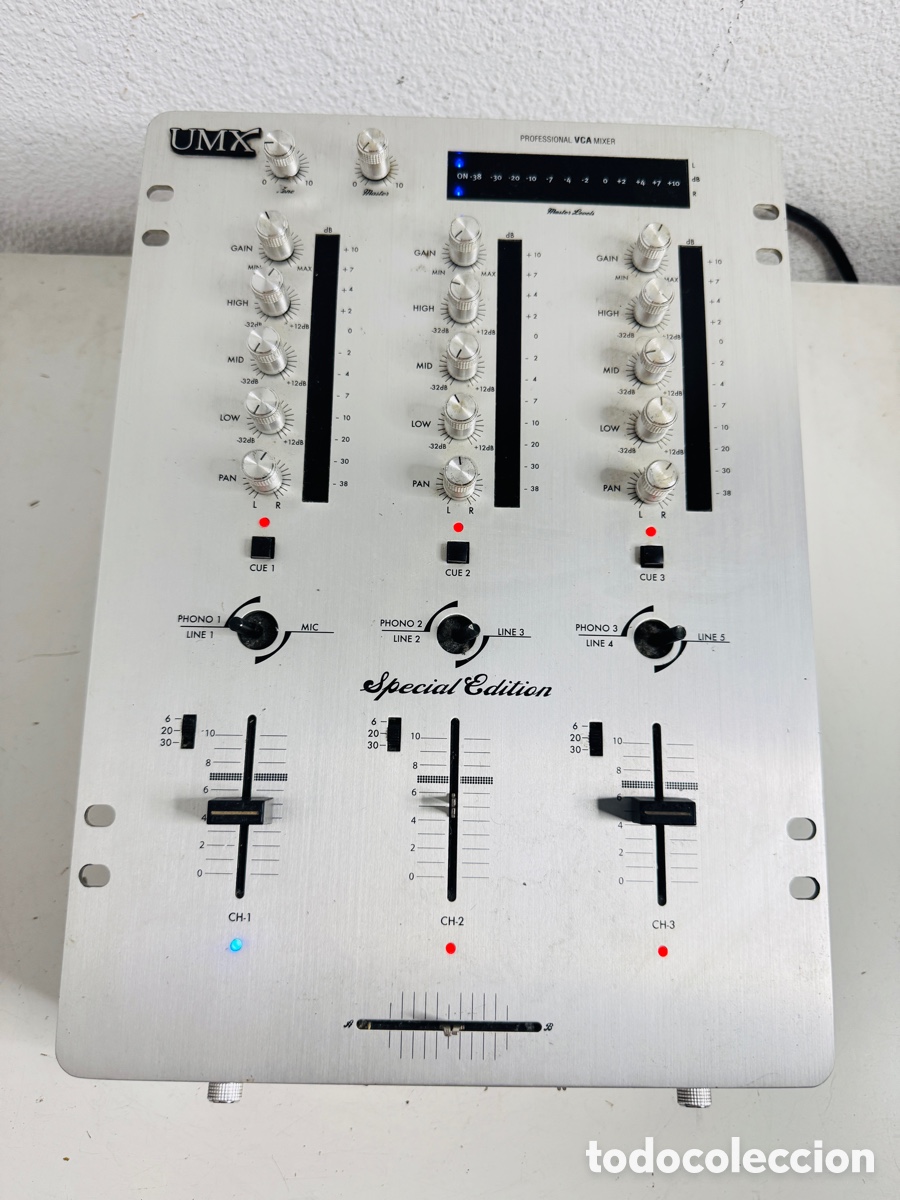 Segunda Mano: mesa de mezclas DJ Gemini UMX Special Edition Incompleta Funciona