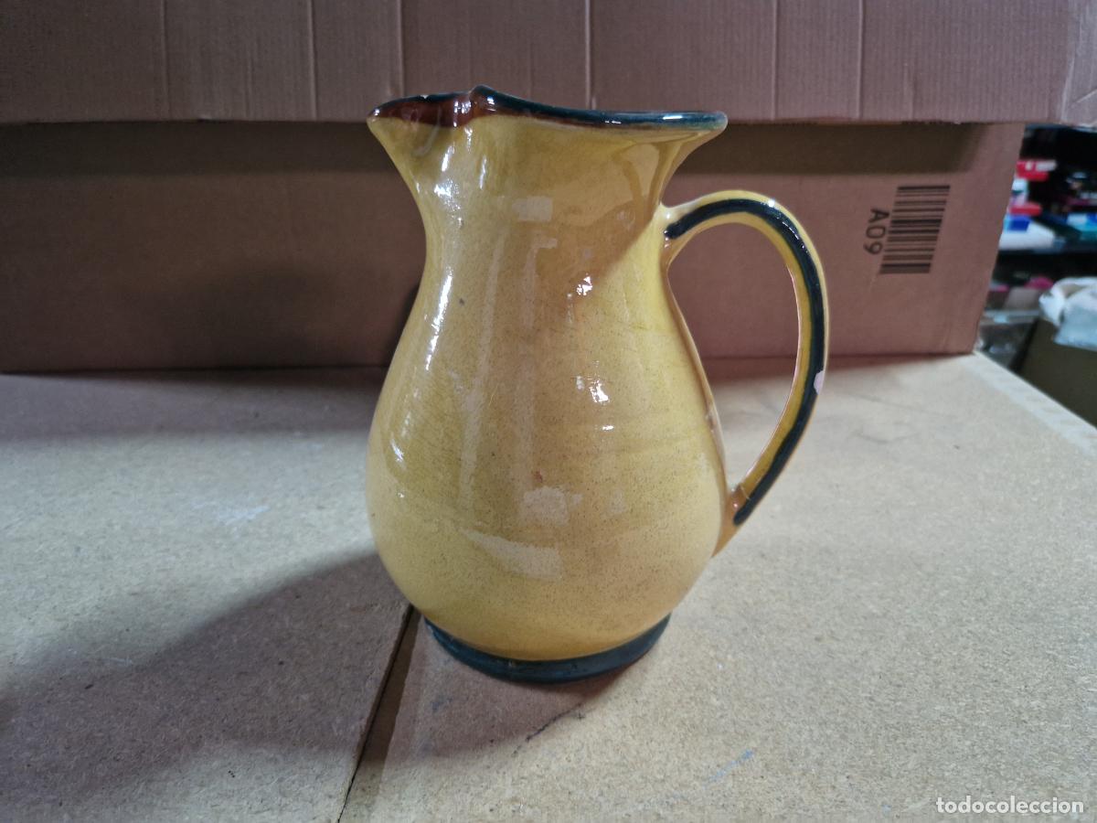 Segunda Mano: BONITA JARRA DE CERAMICA. COLOR AMARILLA. MEDDIDA 20*10