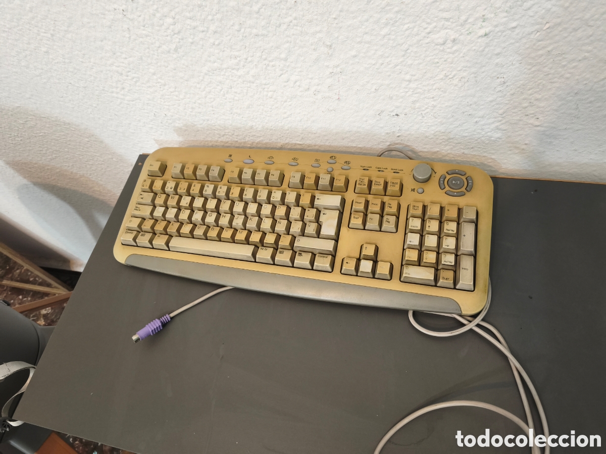 Segunda Mano: Teclado para ps1/2 pc btc 900
