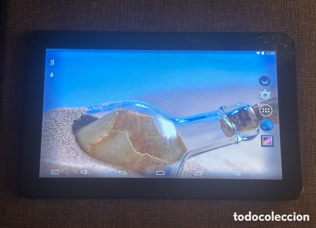 Segunda Mano: Tablet 10&rdquo; QT1028K Android 4.4.2 KitKat - Funciona Perfectamente (Cristal Roto)