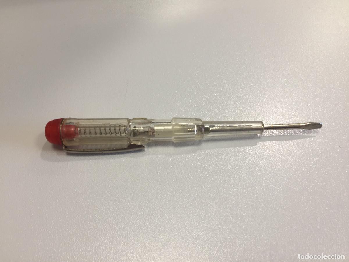 Segunda Mano: ANTIGUO DESTORNILLADOR DE ELECTRICIDAD