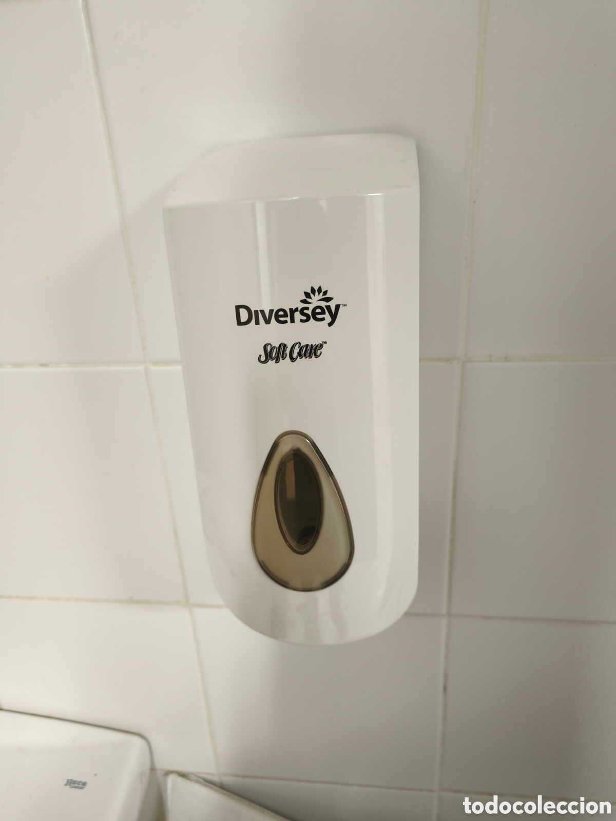 Segunda mano: Dispensador de jab&oacute;n diversey - Foto 1