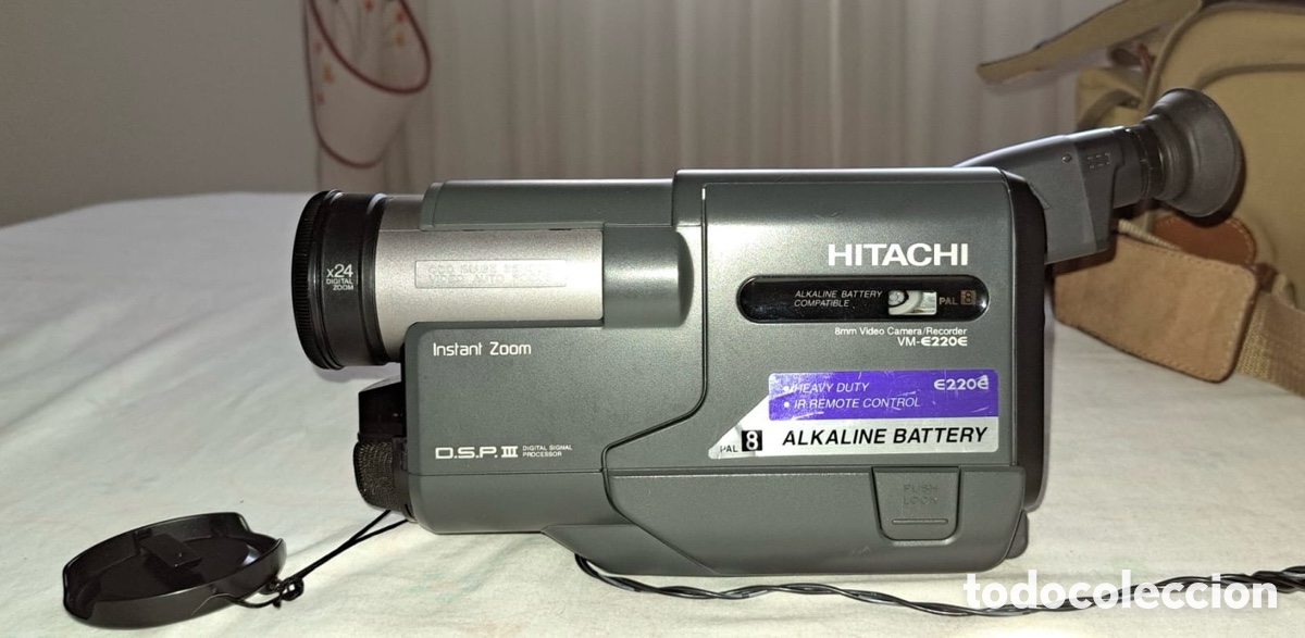 Segunda Mano: Videoc&aacute;mara Hitachi VM-E220E 8mm Video Camera Recorder PAL | Instant Zoom x24