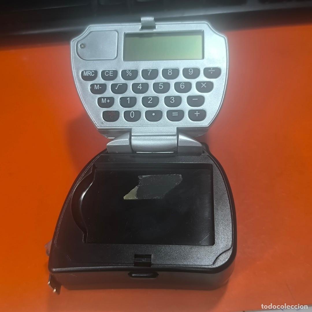Segunda mano: 001560BRI-Metro con luz y calculadora black & decker - Foto 4