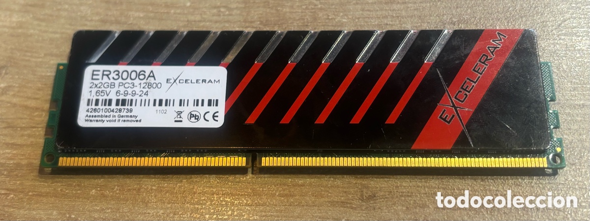 Segunda mano: Memoria RAM DDR3 2GB Exceleram Red Culvert ER3006A PC3-12800 1600MHz CL6 1.65V