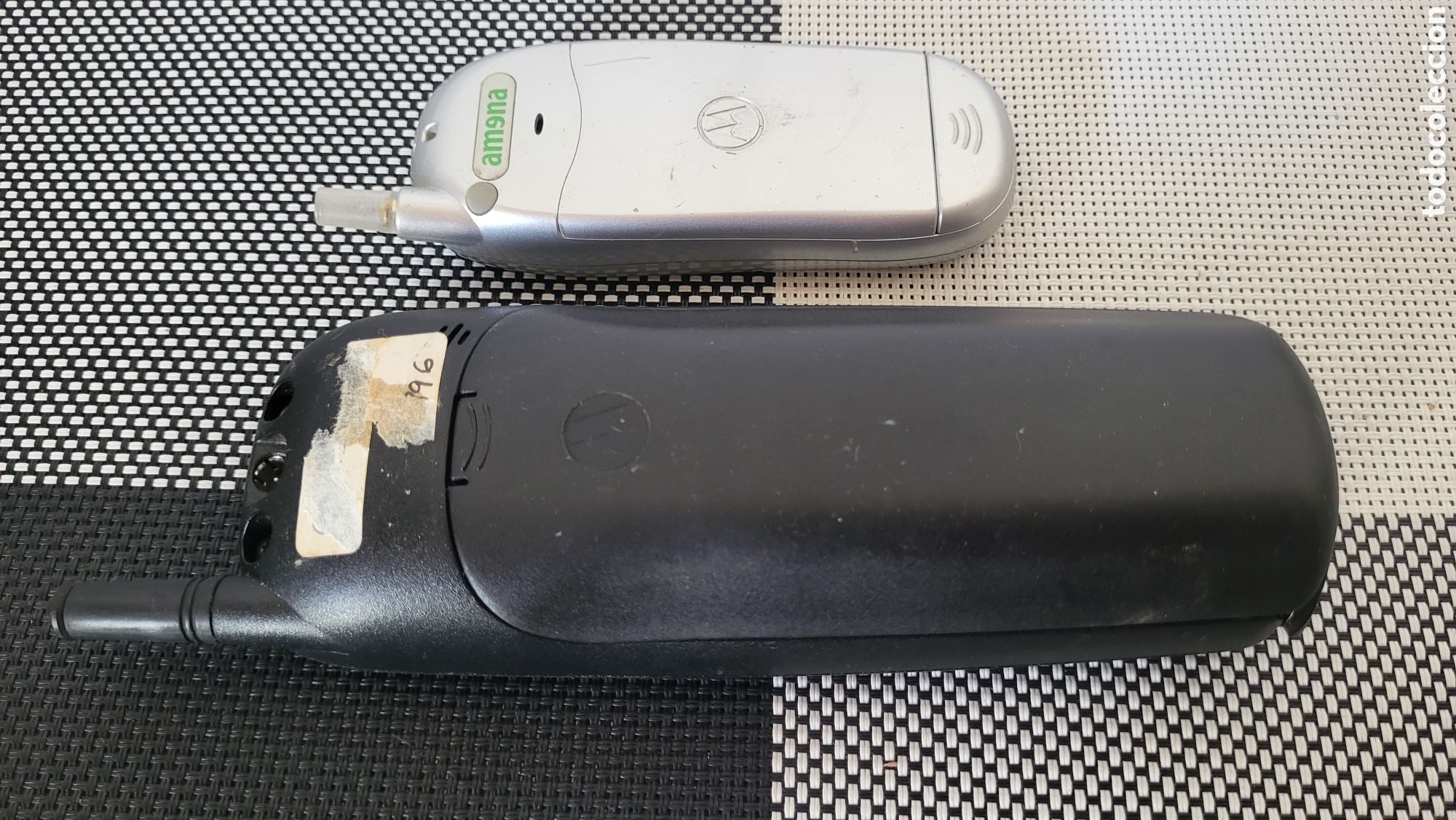 Segunda mano: Antiguos m&oacute;viles Motorola - Foto 3