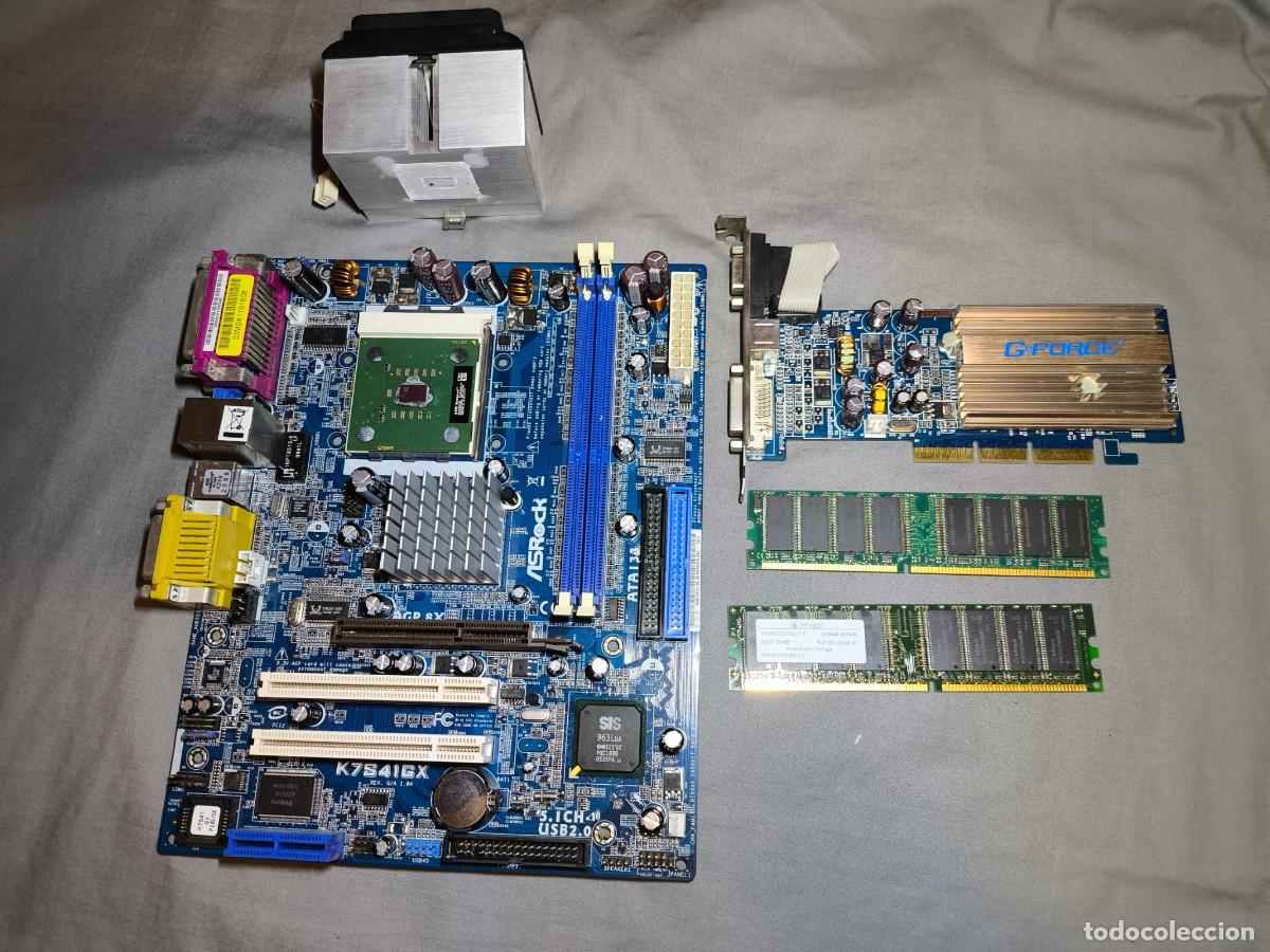 Segunda mano: Lote Inform&aacute;tica Retro: Placa ASRock K7S41GX, Procesador AMD Sempron 2400+, Gr&aacute;fica NVIDIA GeForce F