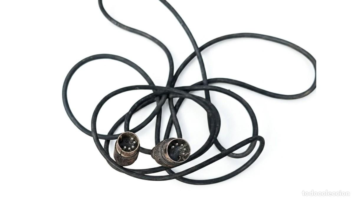 Segunda mano: CABLE DE AUDIO VINTAGE CON CONECTORES DIN DE 5 PINES - TERMINALES MET&Aacute;LICOS - MEDIADOS DEL SIGLO XX