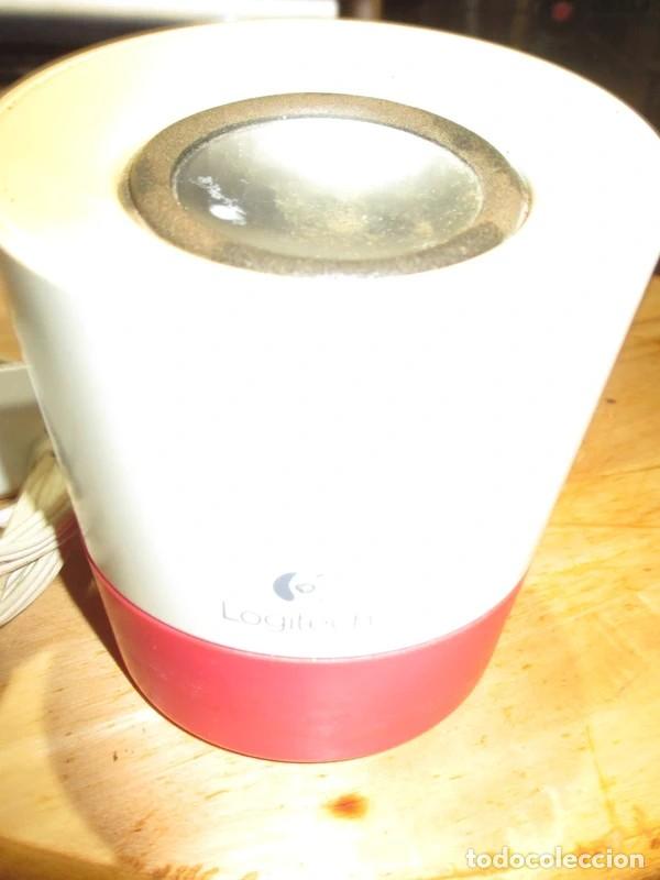 Segunda mano: 855- Altavoz Multimedia Logitech Z50 Magenta (10W) + Cargador Original