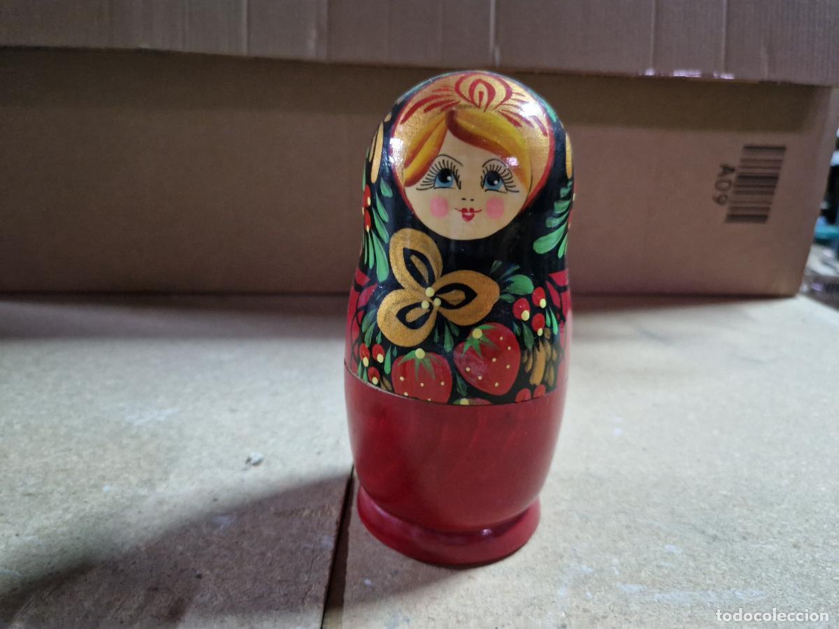 Segunda mano: BONITAS MU&Ntilde;ECAS MATRIOSKA PINTADAS A MANO.