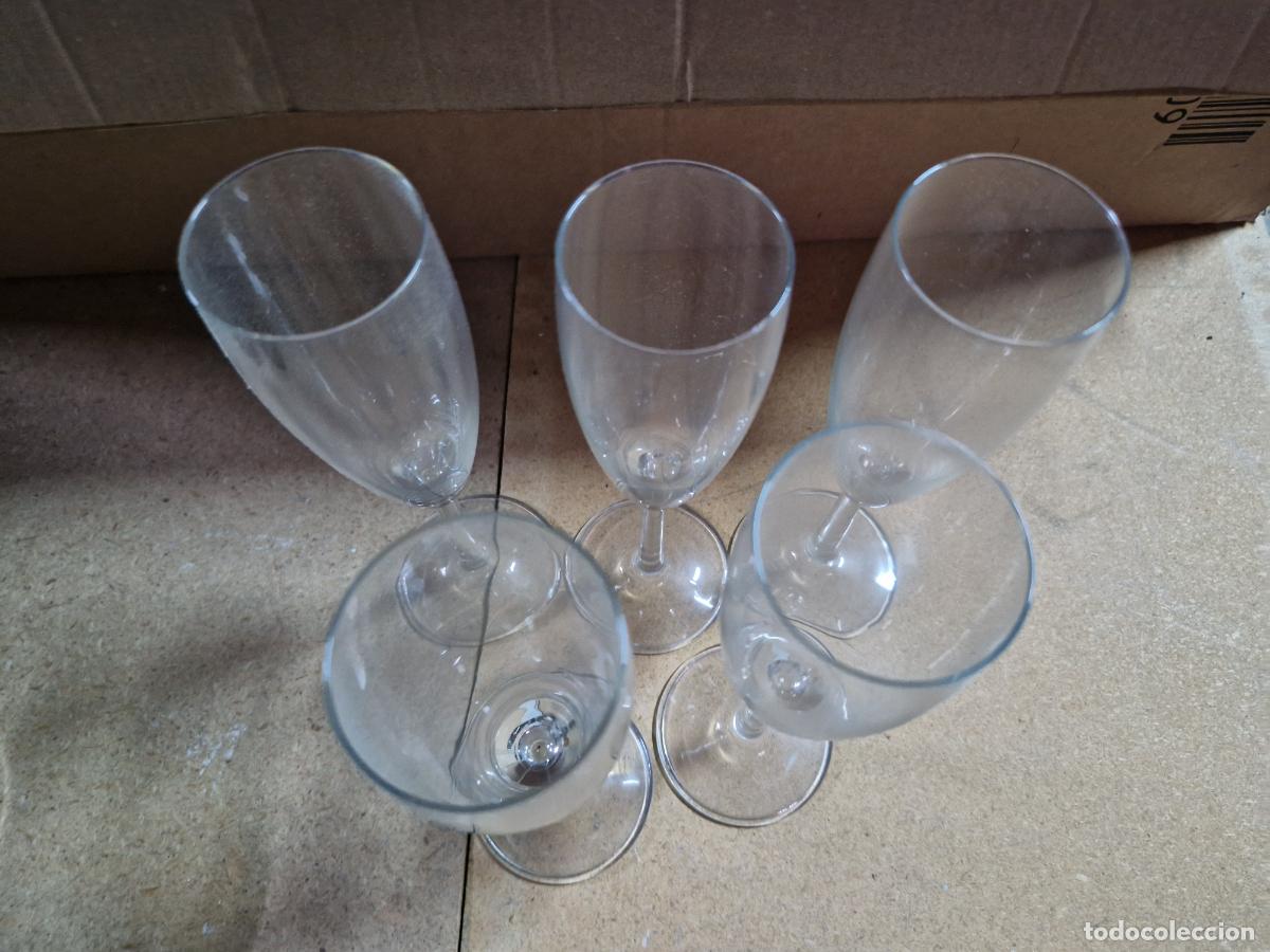 Segunda mano: 5 BONITAS COPAS DE CHAMPANG. 22A - Foto 2