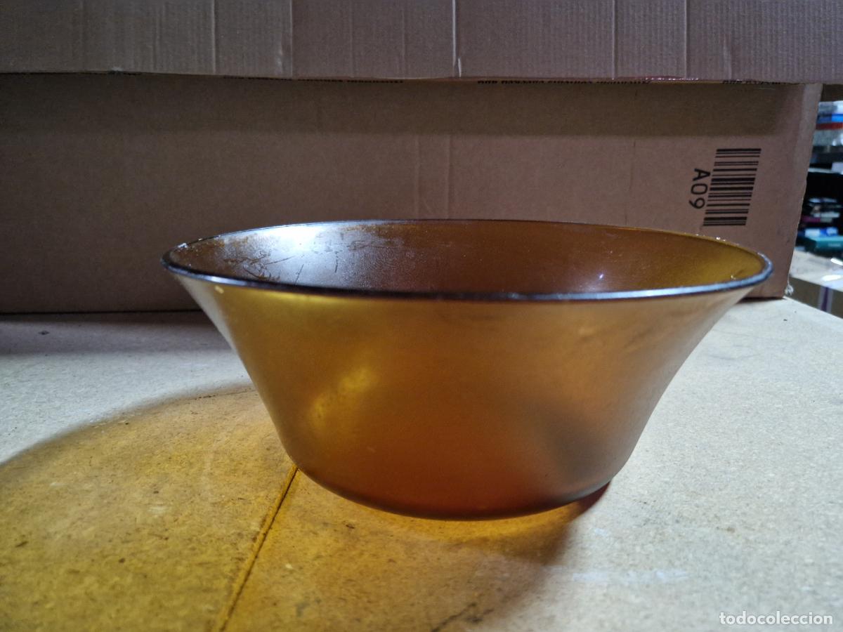 Segunda mano: BONITA REFRACTARIA DE CRISTAL. AMBAR. MEDIDA 23*23