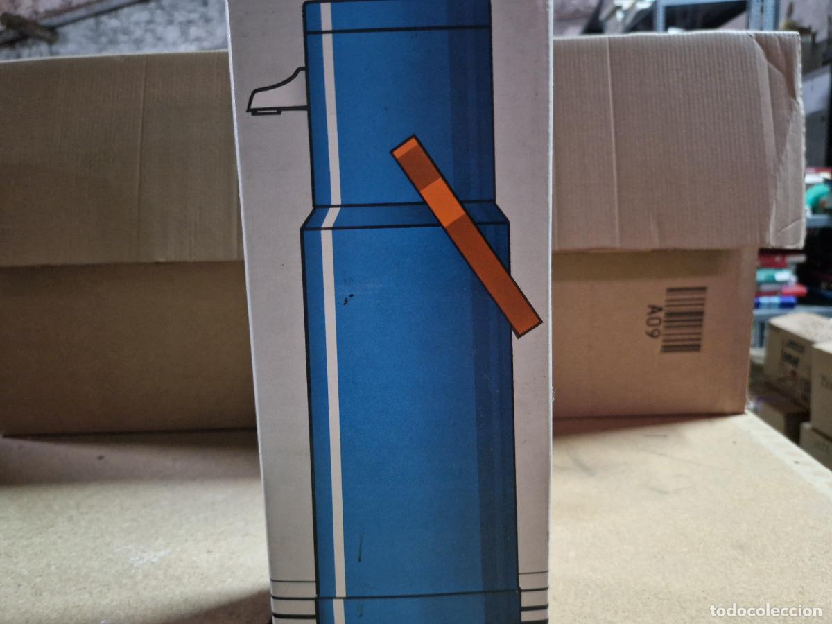 Segunda mano: BONITO TERMO PARA CAFE. AZUL EN CAJA.