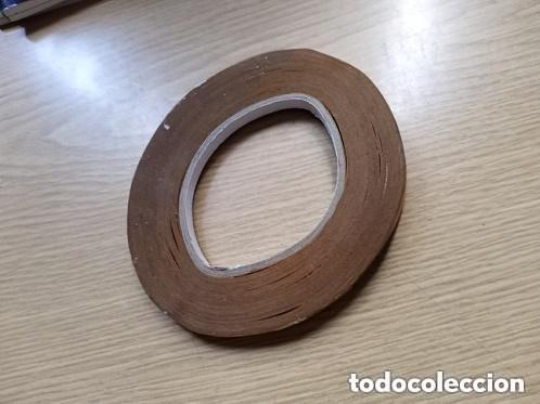 Segunda mano: ROLLO CELO ESPECIAL QUE PEGA POR LAS DOS CARAS - 1 CM DE ANCHO