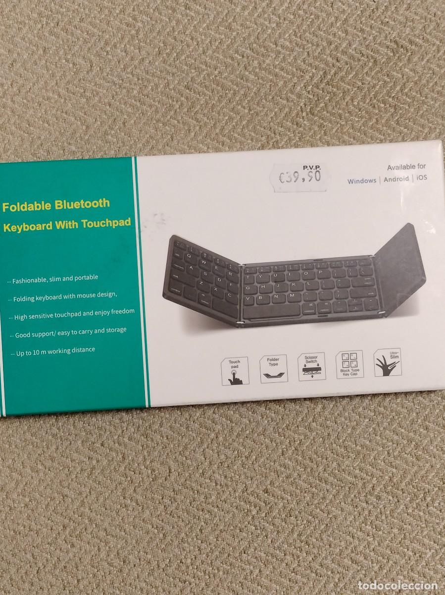 Segunda mano: Teclado Bluetooth plegable con panel t&aacute;ctil. Sin desembalar.