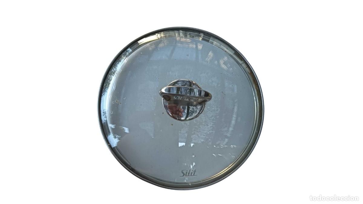 Segunda mano: TAPA DE VIDRIO TEMPLADO SILIT CON BORDE INOX Y POMO MET&Aacute;LICO - 28 CM - ALTA CALIDAD