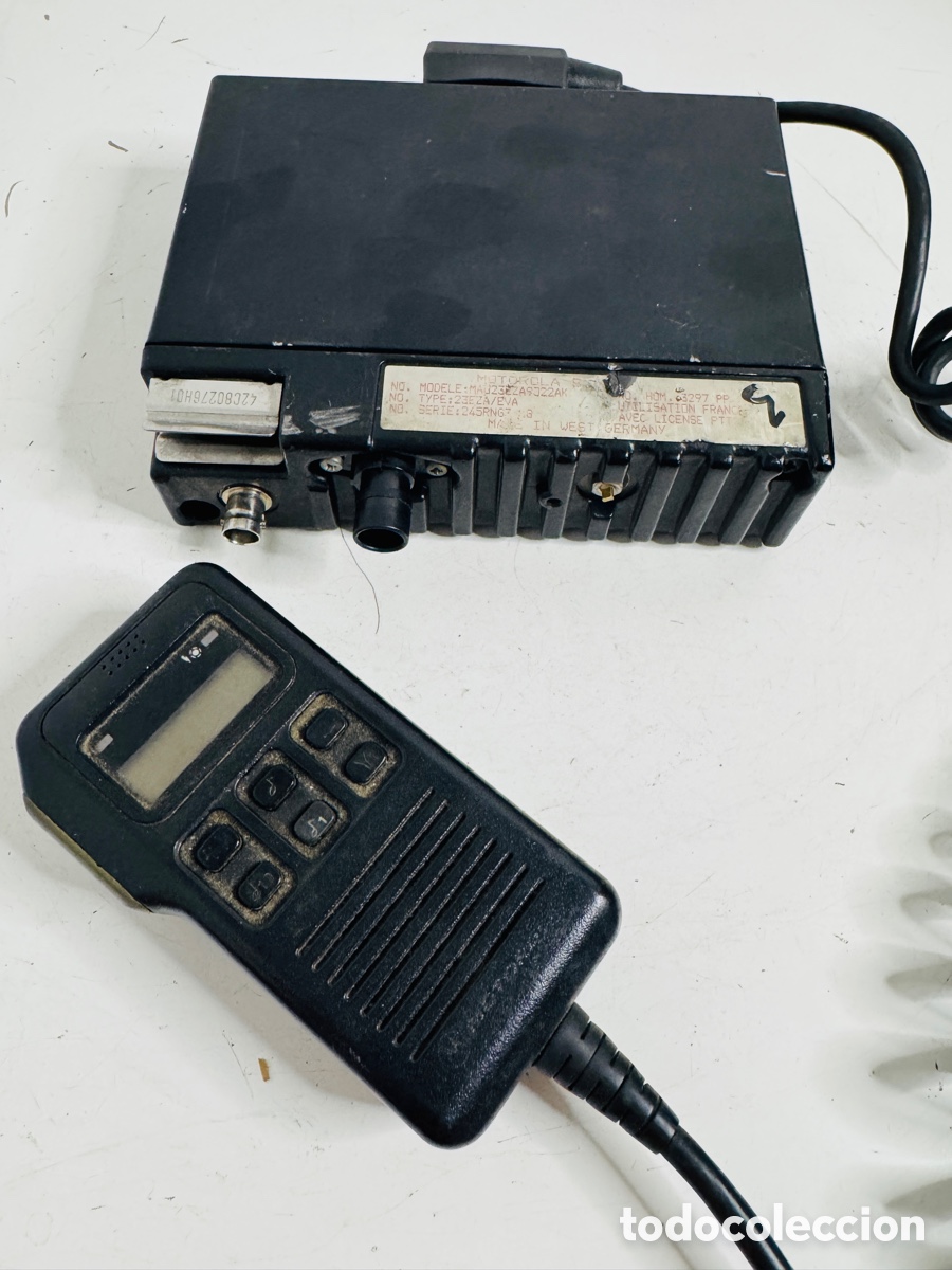 Segunda mano: radio m&oacute;vil VHF de la marca Motorola Modelo MAU23EZA9322AK Sin Comprobar