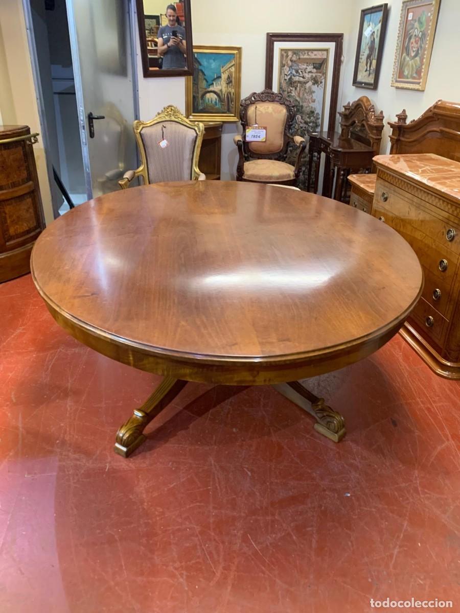 Segunda mano: Mesa comedor oval nogal firmada Valenti - Foto 3