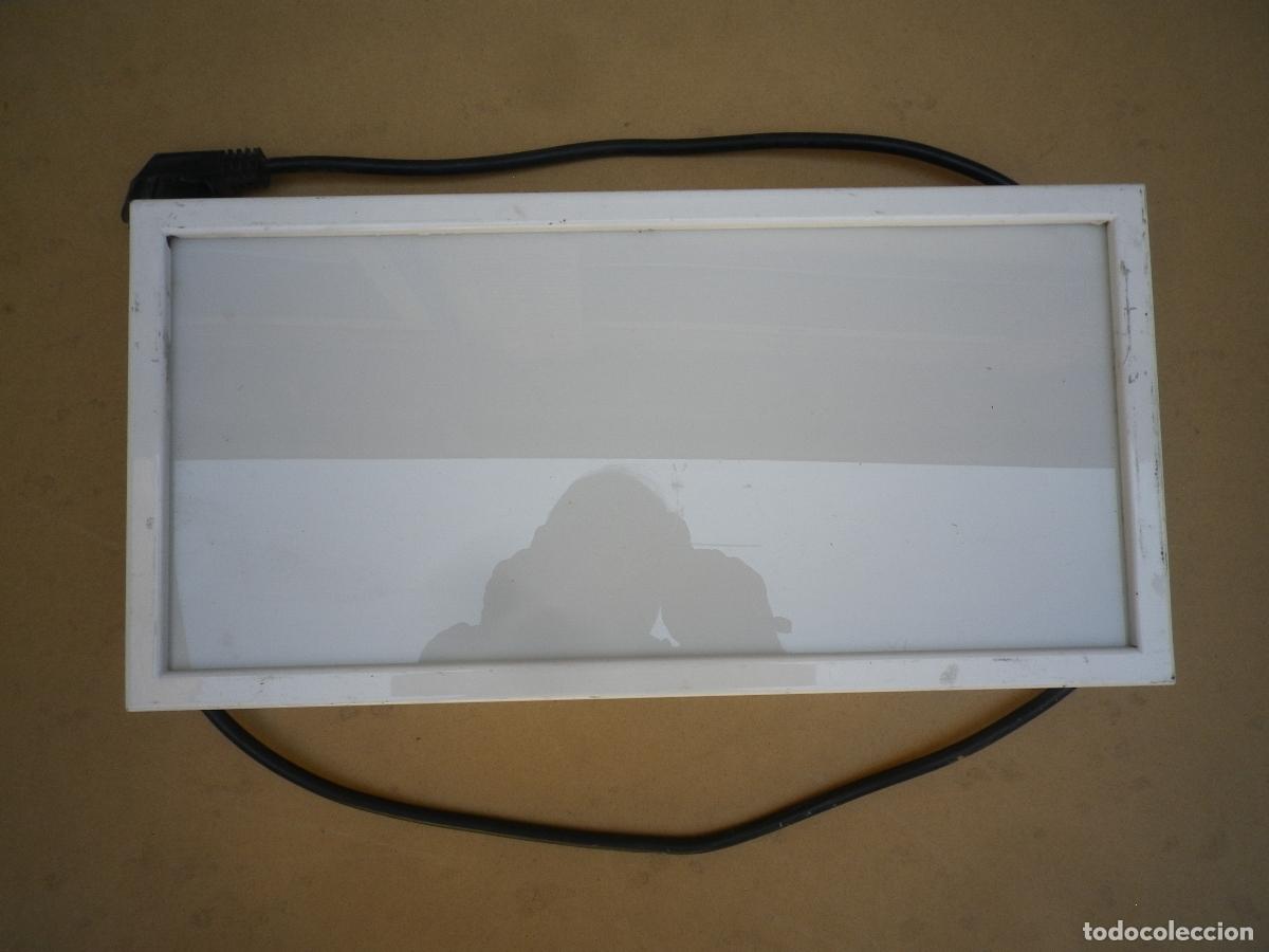 Segunda mano: Caja de luz, uso m&eacute;dico, para visualizaci&oacute;n de radiograf&iacute;as