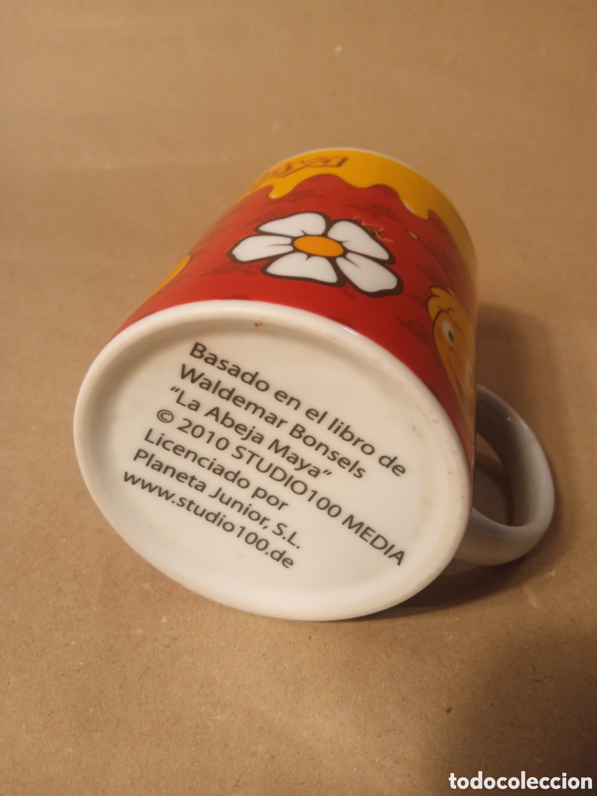 Segunda mano: Taza Abeja Maya 2010 - Foto 6