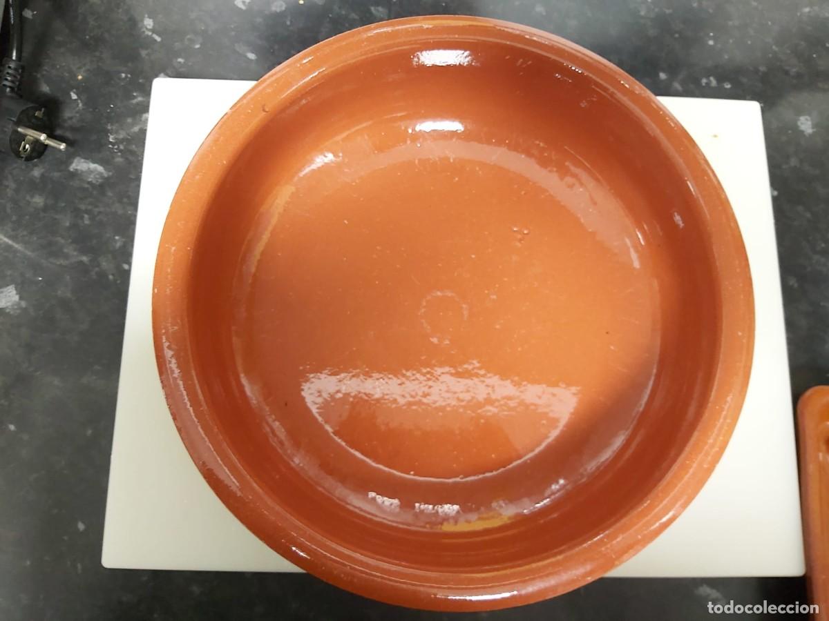 Segunda mano: Cazuela de barro artesanal esmaltado