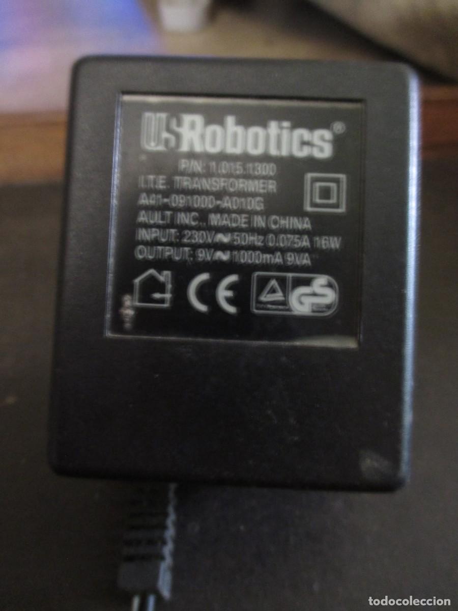 Segunda mano: 791- Transformador Original U.S. Robotics 9V AC 1000mA (Excelente Estado)