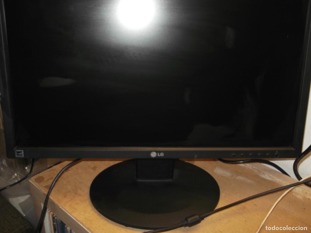 Segunda mano: MONITOR LG FLATRON W2246S-BP DE 22&rdquo; - Foto 1