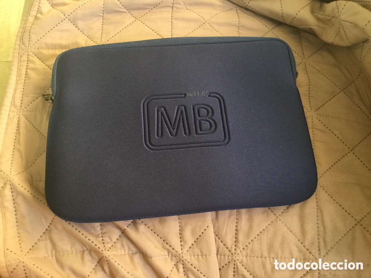 Segunda mano: Funda Tucano neopreno para tablet