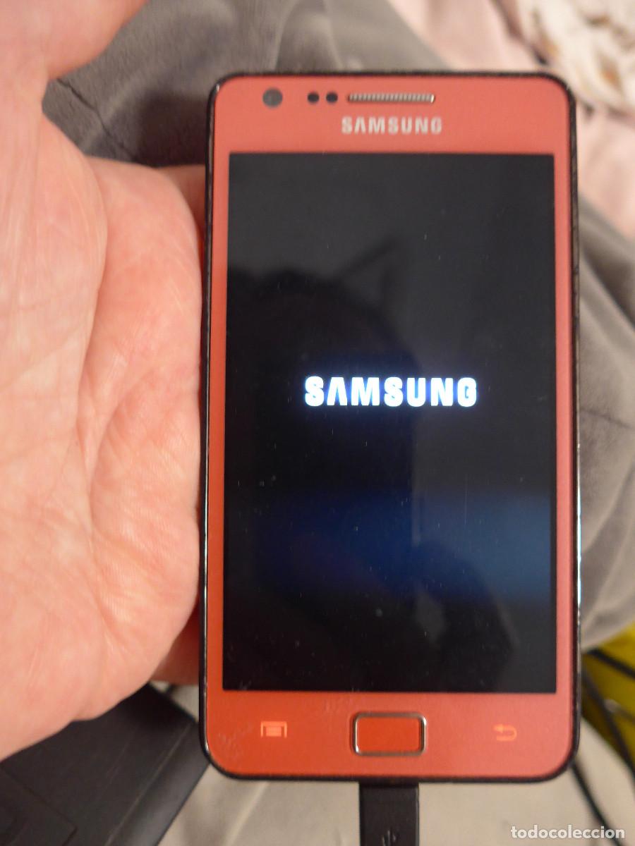 Segunda mano: SAMSUNG GALAXY S2 GT-I9100 COLOR ROSA - Foto 2