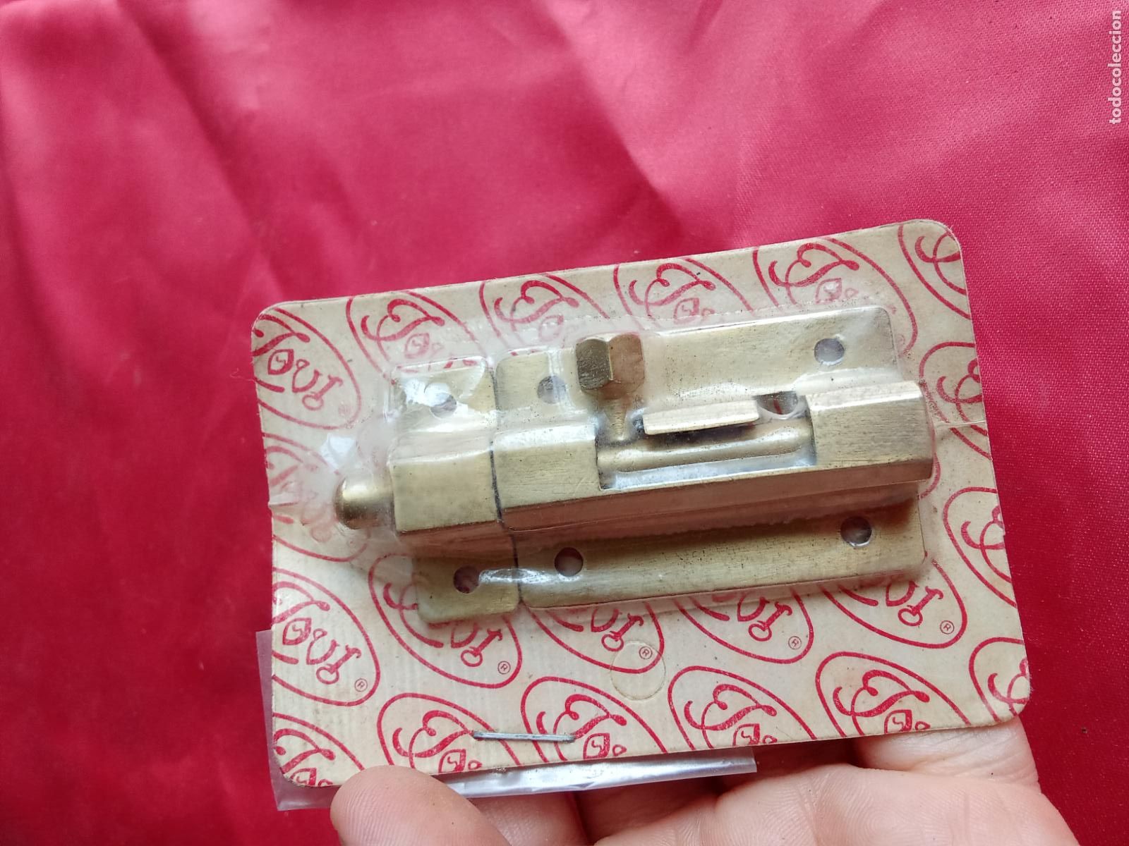 Segunda mano: Cierre de puerta o pestillo con sus tornillos. Caja Tornillos - Foto 4