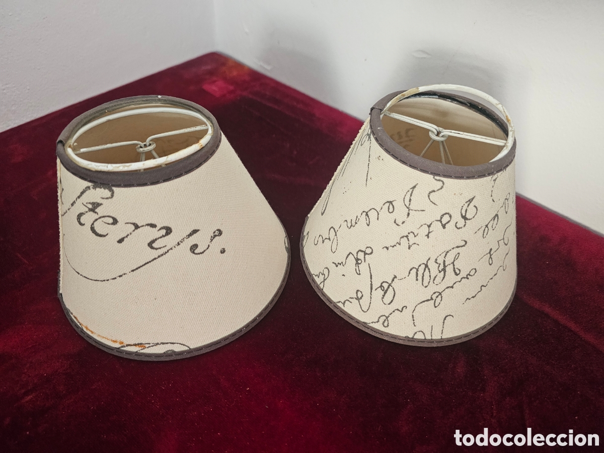 Segunda mano: ​Pareja de Pantallas para L&aacute;mpara Estilo Vintage / Caligraf&iacute;a (2 unidades)