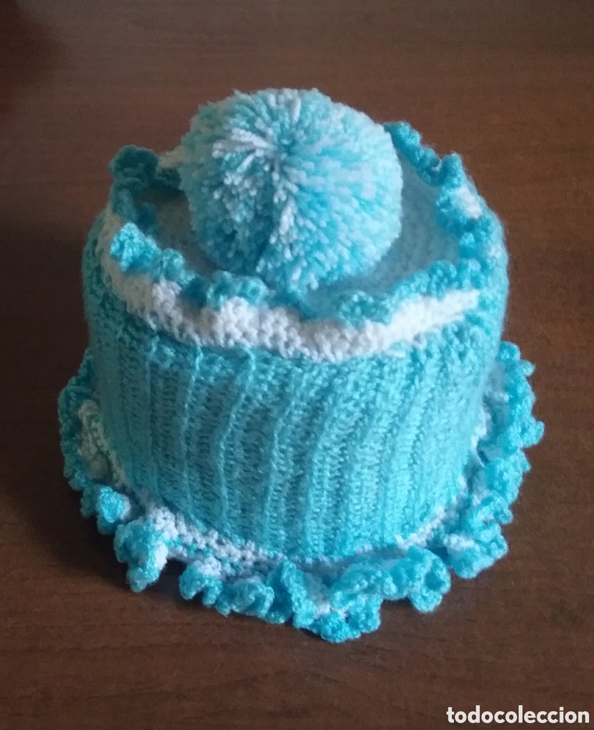 Seconda Mano: CUBRE ROLLO DE PAPEL HIGI&Eacute;NICO.DE GANCHILLO.HECHO A MANO.A&Ntilde;OS 70