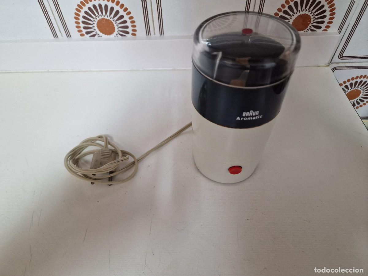 Segunda mano: Lote 2786. Molinillo el&eacute;ctrico, marca Braun. Funciona
