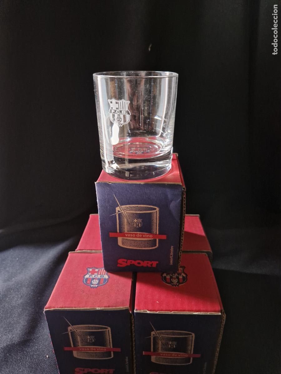 Segunda mano: 6 BONITOS VASOS DE CRISTAL. FUTBOL CLUB BARCELONA. MEDIDA 9*7