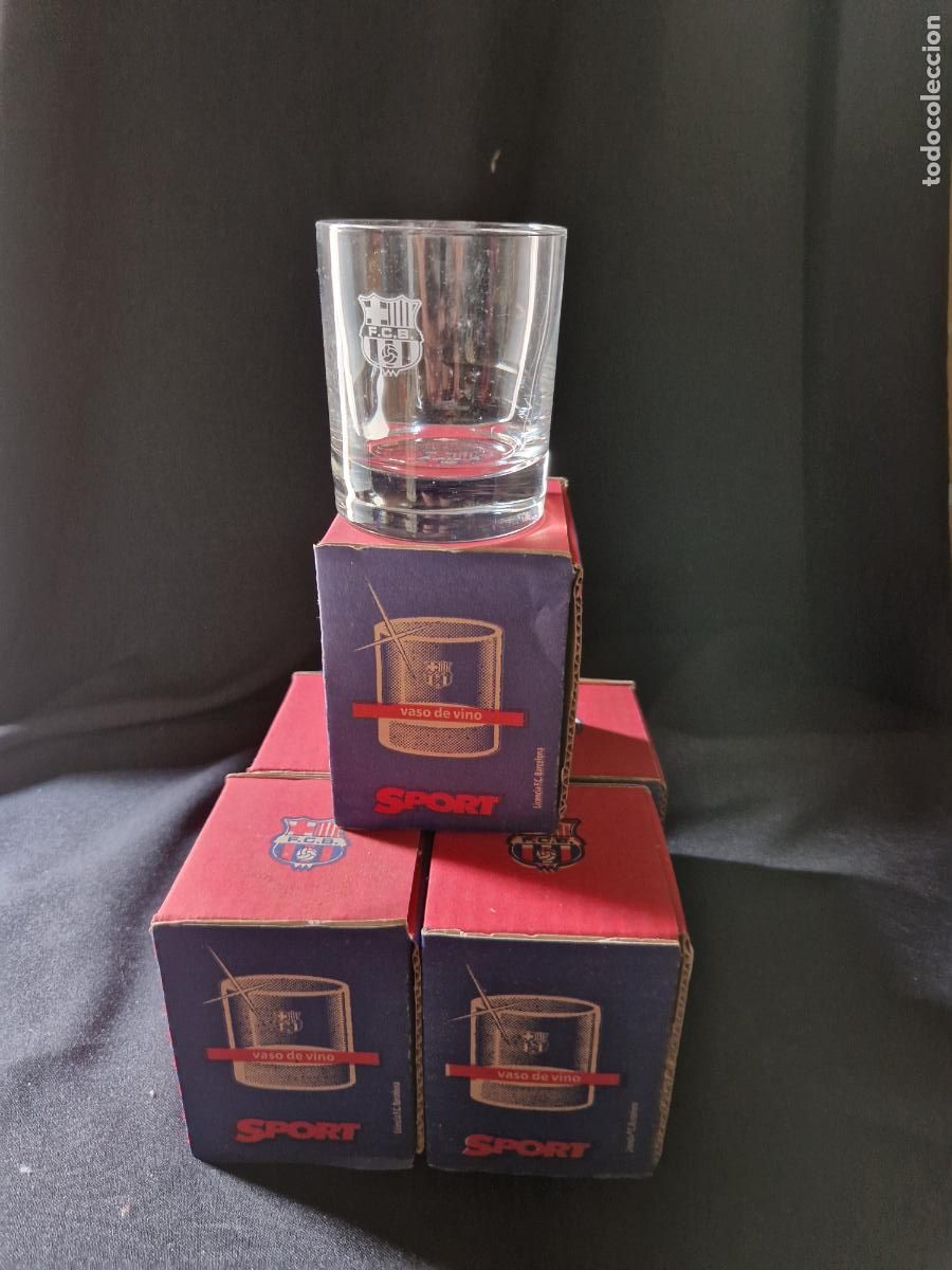 Segunda mano: 5 BONITOS VASOS DE CRISTAL. FUTBOL CLUB BARCELONA. MEDIDA 9*7