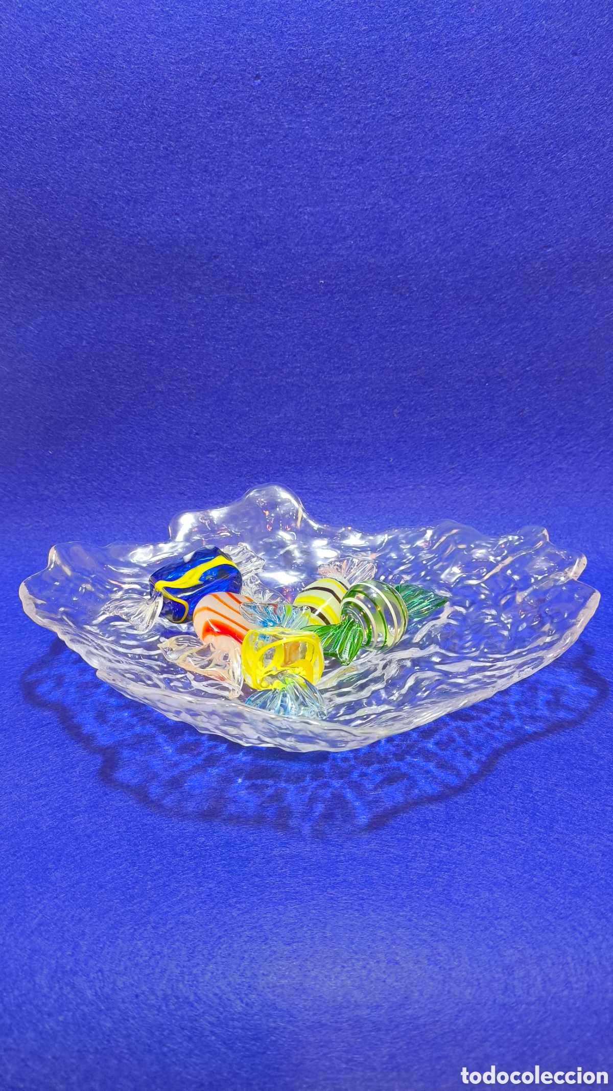 Segunda mano: Centro de mesa cristal esmerilado con caramelos estilo Murano - Foto 1