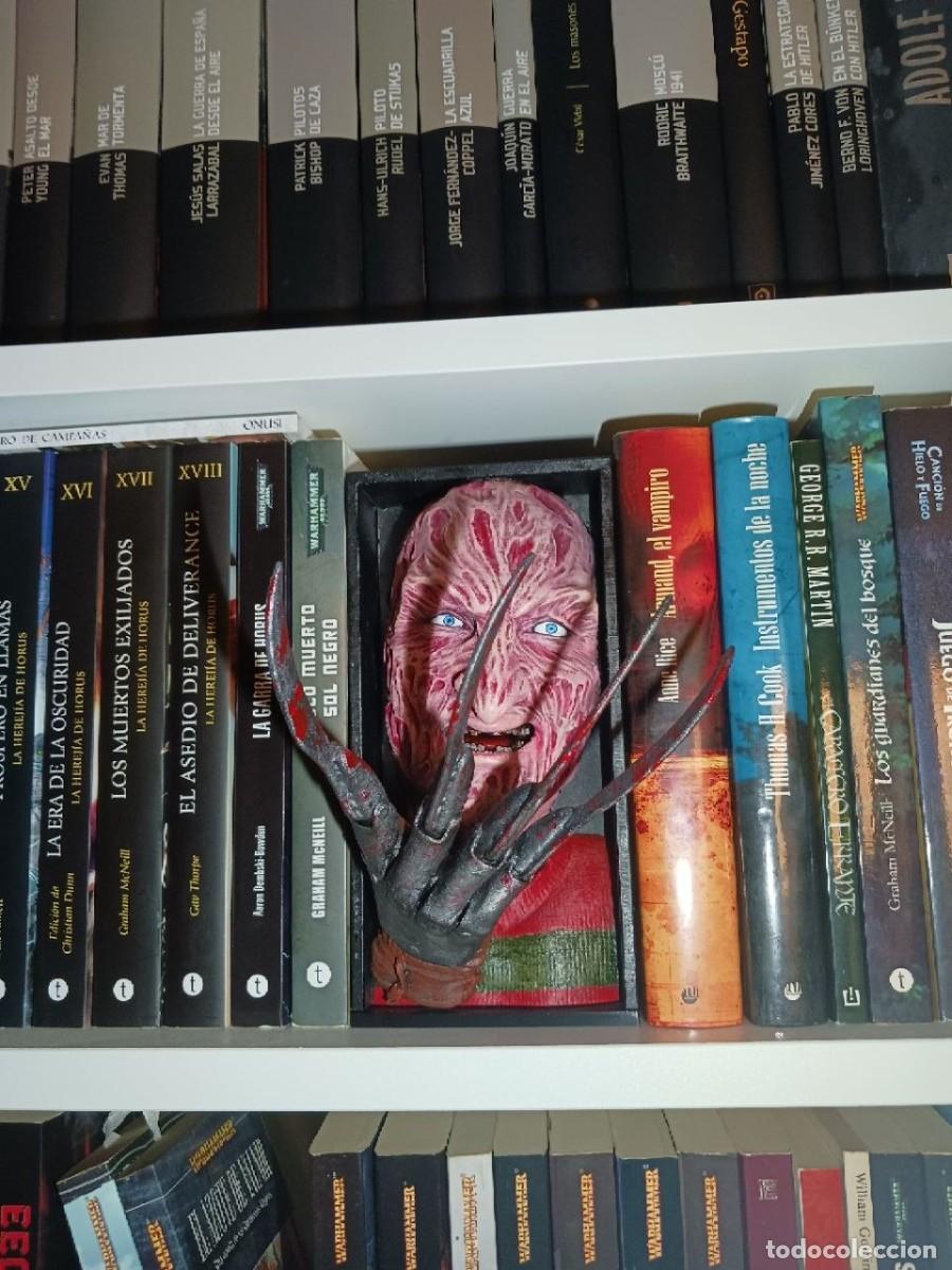 Segunda mano: Freddy Krueger para decorar estantes - Foto 1