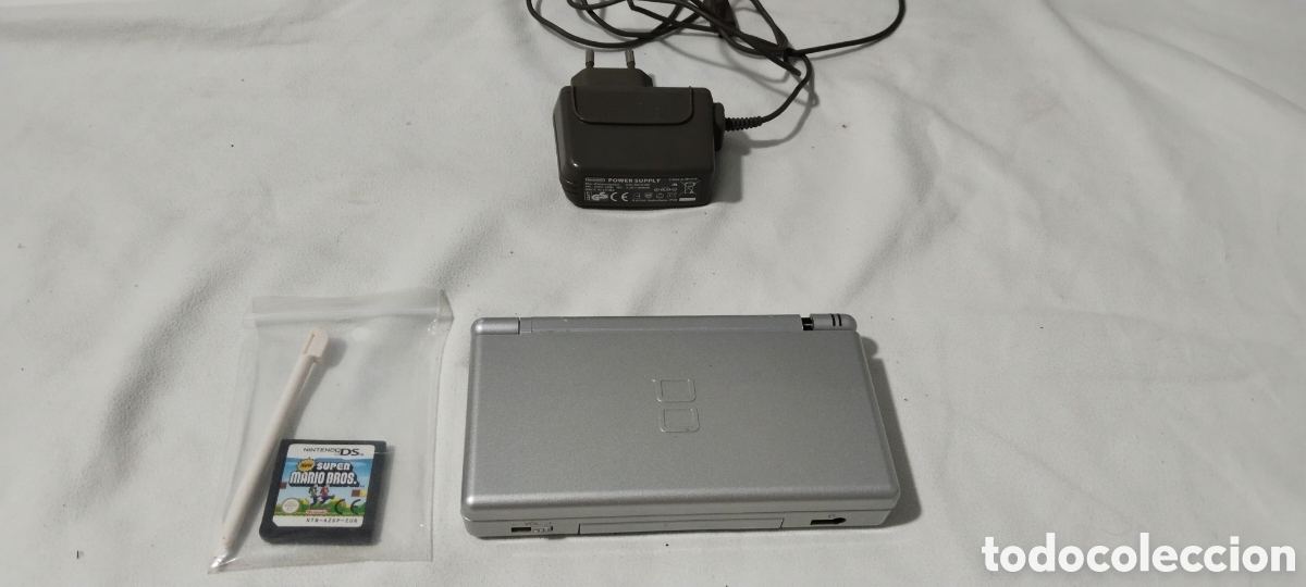 Segunda mano: Nintendo DS Lite + Mario