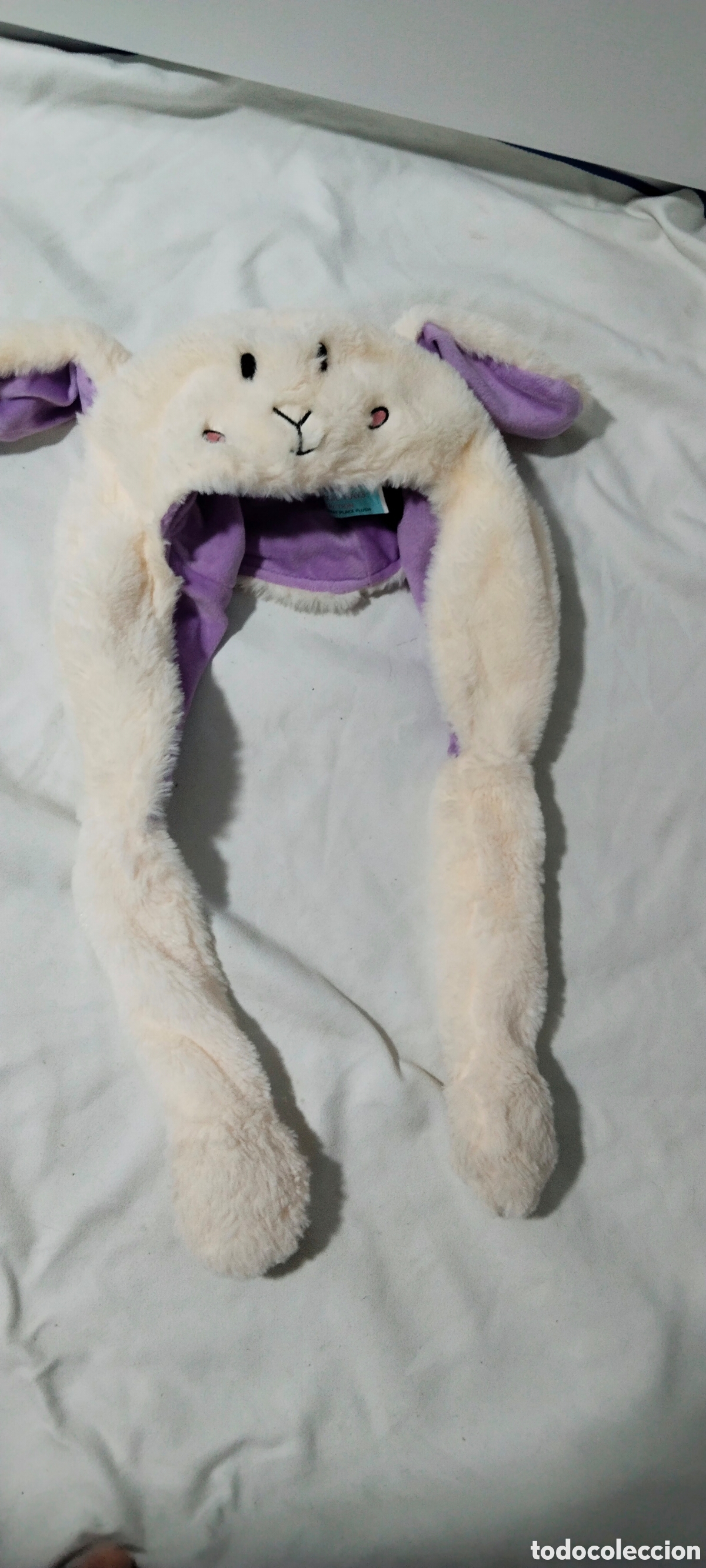 Segunda mano: Gorro de conejo de peluche con orejas m&oacute;viles &ndash; blanco y lila - Foto 1