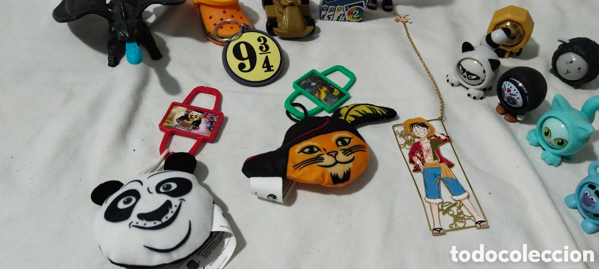 Segunda mano: Lote figuras, llaveros y accesorios - Foto 4