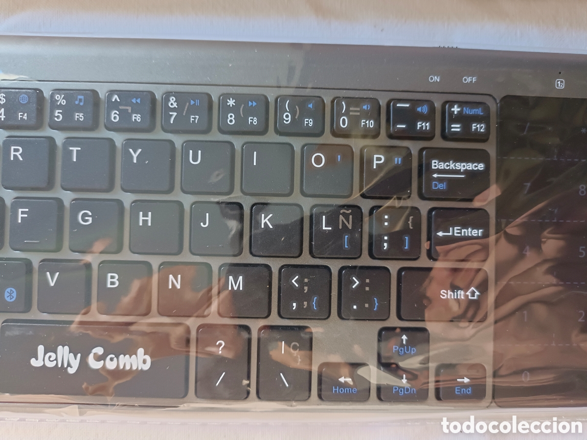Segunda mano: Teclado bluetooth con raton todo en 1 - Foto 4